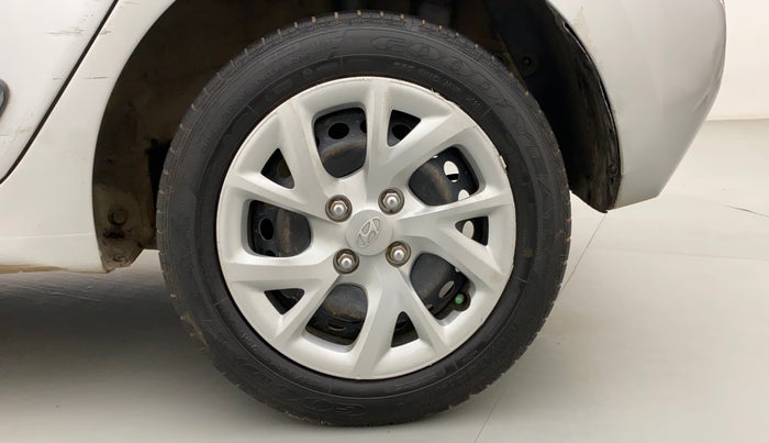 2017 Hyundai Grand i10 MAGNA 1.2 KAPPA VTVT, Petrol, Manual, 63,370 km, Left Rear Wheel