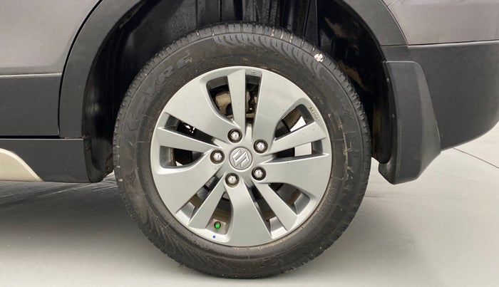 2016 Maruti S Cross ZETA 1.3, Diesel, Manual, 49,617 km, Left Rear Wheel