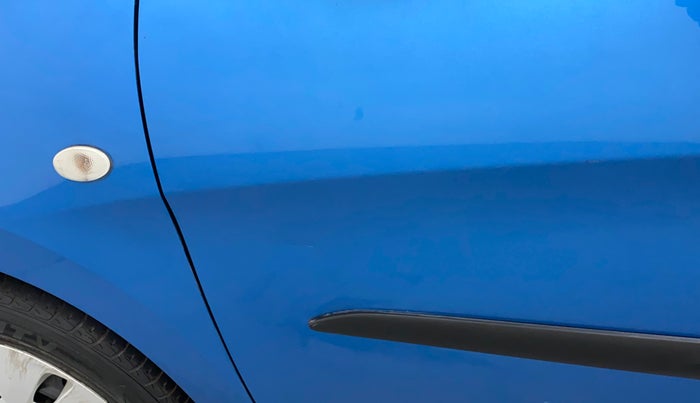 2017 Maruti Celerio VXI (O), Petrol, Manual, 36,416 km, Front passenger door - Slightly dented