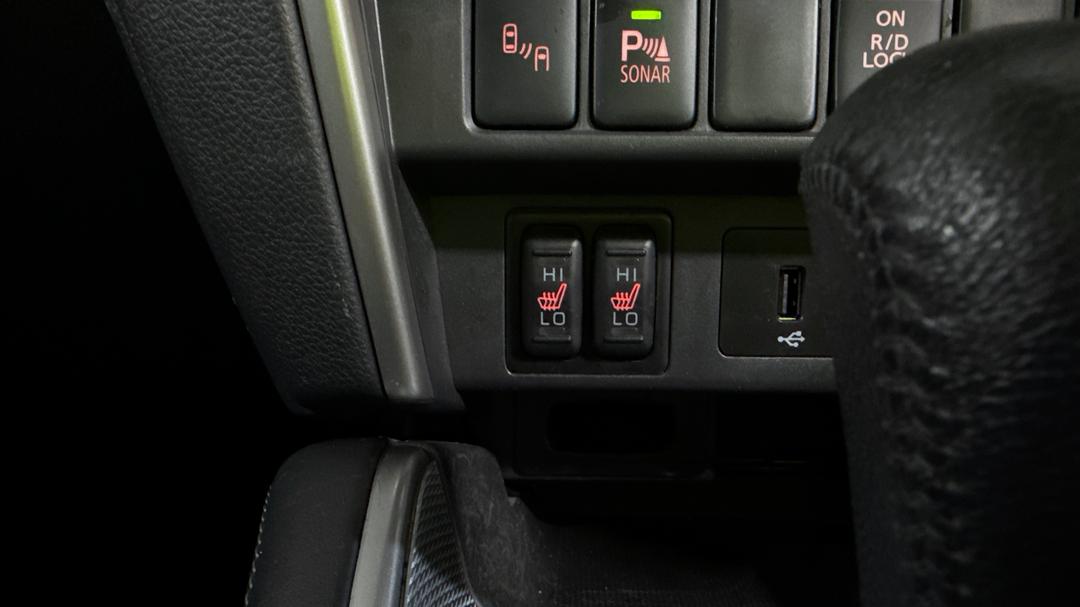 2022 Mitsubishi Triton Gsr (4x4), Automatic, 58439 km, Ventilated Seats