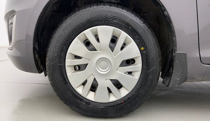 2016 Maruti Swift VDI, Diesel, Manual, 59,552 km, Left Front Wheel