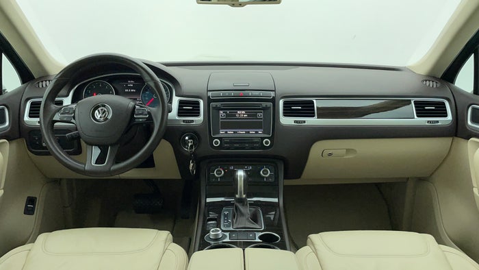 Volkswagen Touareg-Dashboard View