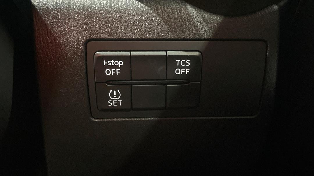 2021 Mazda CX-3 Maxx Sport (FWD), Automatic, 87643 km, Utility Switches/Buttons