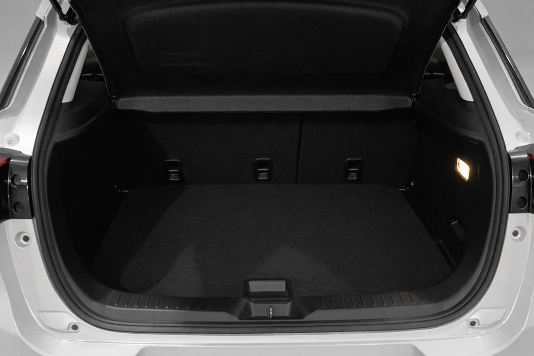 2021 Mazda CX-3 Maxx Sport (FWD), Automatic, 87643 km, Boot Inside View