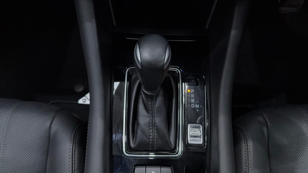 2018 Mazda 6 Gt, Automatic, 83656 km, Gear Lever 