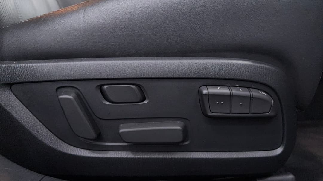 2018 Mazda 6 Gt, Automatic, 83656 km, Drivers Side Adjustment Panel