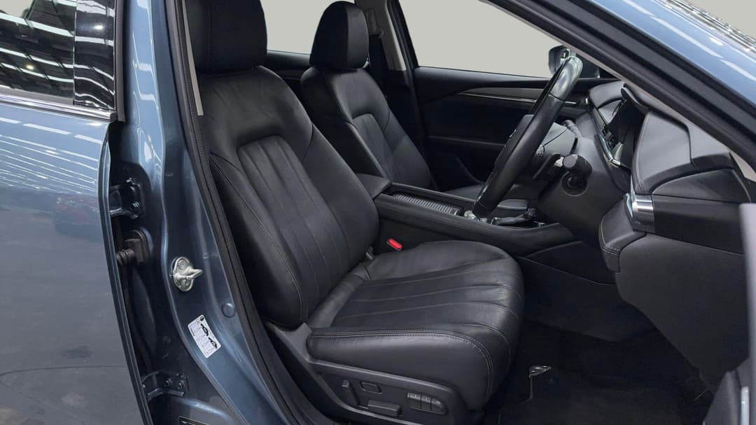 2018 Mazda 6 Gt, Automatic, 83656 km, Right Side Front Door Cabin View