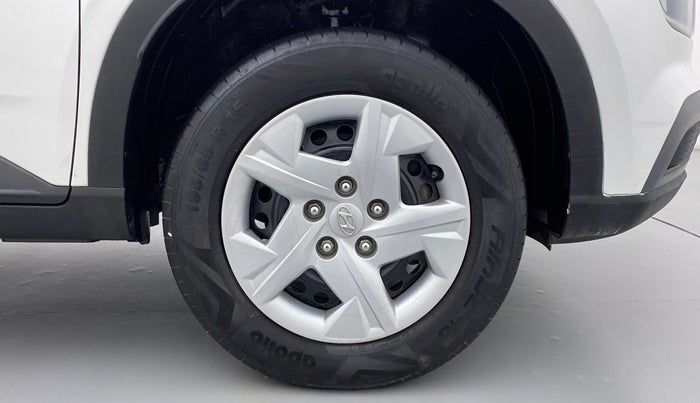 2019 Hyundai VENUE S MT 1.2 KAPPA, Petrol, Manual, 45,571 km, Right Front Wheel