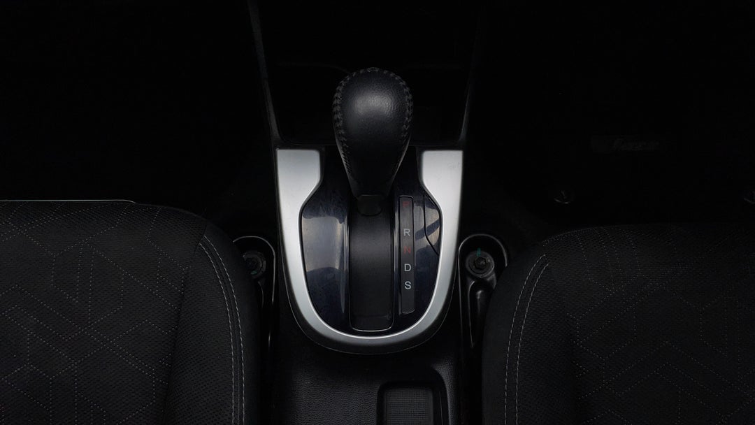 2014 Honda Jazz Vti-s, Automatic, 118220 km, Gear Lever 