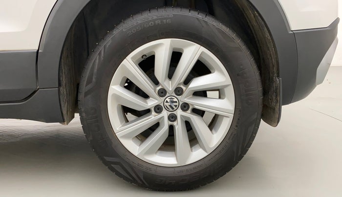 2022 Volkswagen TAIGUN GT 1.5 TSI MT, Petrol, Manual, 16,255 km, Left Rear Wheel