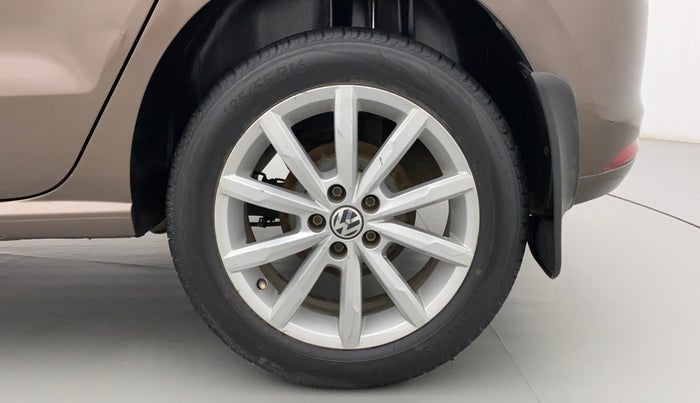 2018 Volkswagen Polo HIGHLINE PLUS 1.2(16 ALLOY, Petrol, Manual, 80,489 km, Left Rear Wheel