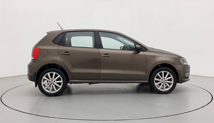 2018 Volkswagen Polo HIGHLINE PLUS 1.2(16 ALLOY, Petrol, Manual, 80,489 km, Right Side View
