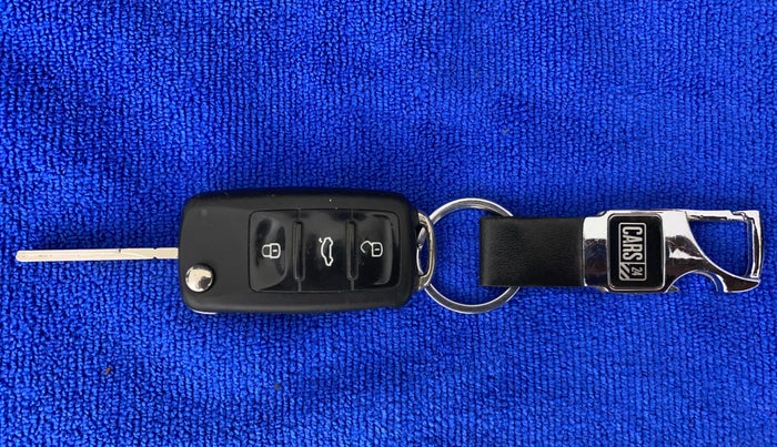 2018 Volkswagen Polo HIGHLINE PLUS 1.2(16 ALLOY, Petrol, Manual, 80,489 km, Key Close Up