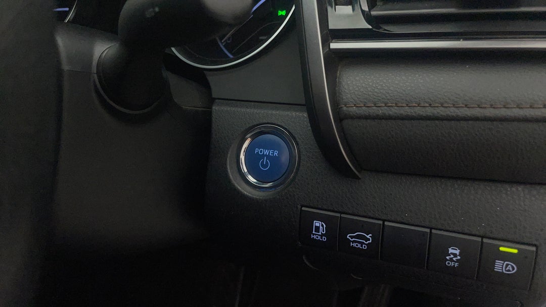 2018 Toyota Camry Ascent Hybrid, Automatic, 173422 km, Keyless / Button Start