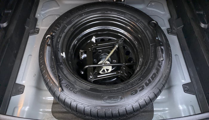 2019 KIA SELTOS GTK 1.4 GDI PETROL, Petrol, Manual, 25,489 km, Spare Tyre