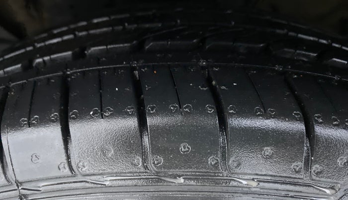 2019 KIA SELTOS GTK 1.4 GDI PETROL, Petrol, Manual, 25,489 km, Left Front Tyre Tread