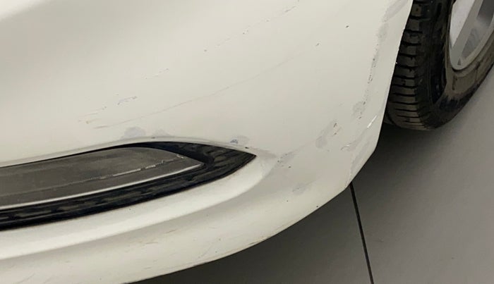 2017 Hyundai Elite i20 ASTA 1.2 DUAL TONE, Petrol, Manual, 82,163 km, Front bumper - Paint has minor damage