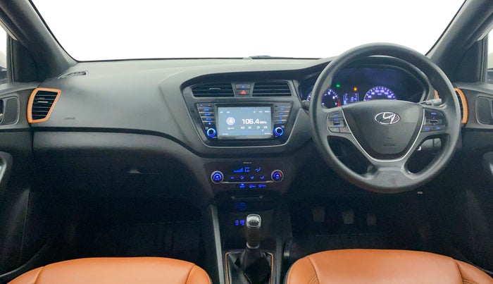 2017 Hyundai Elite i20 ASTA 1.2 DUAL TONE, Petrol, Manual, 82,163 km, Dashboard