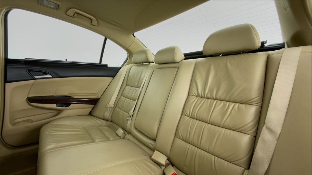 Right Side Rear Door Cabin