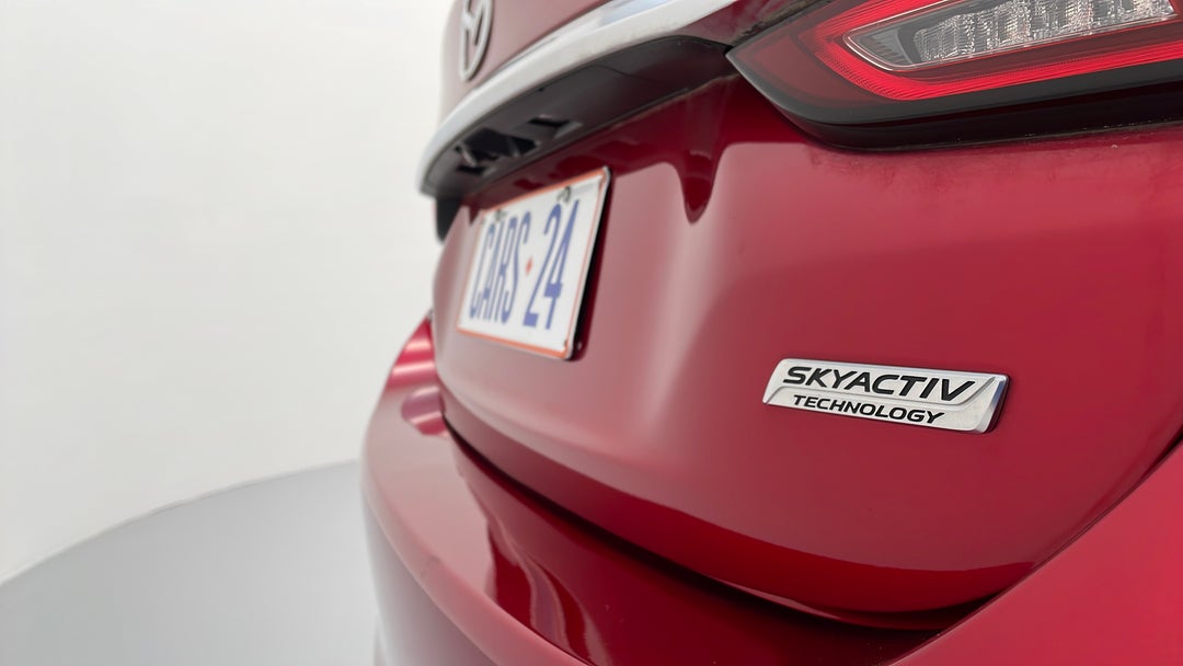 Badge (Boot Right Side)