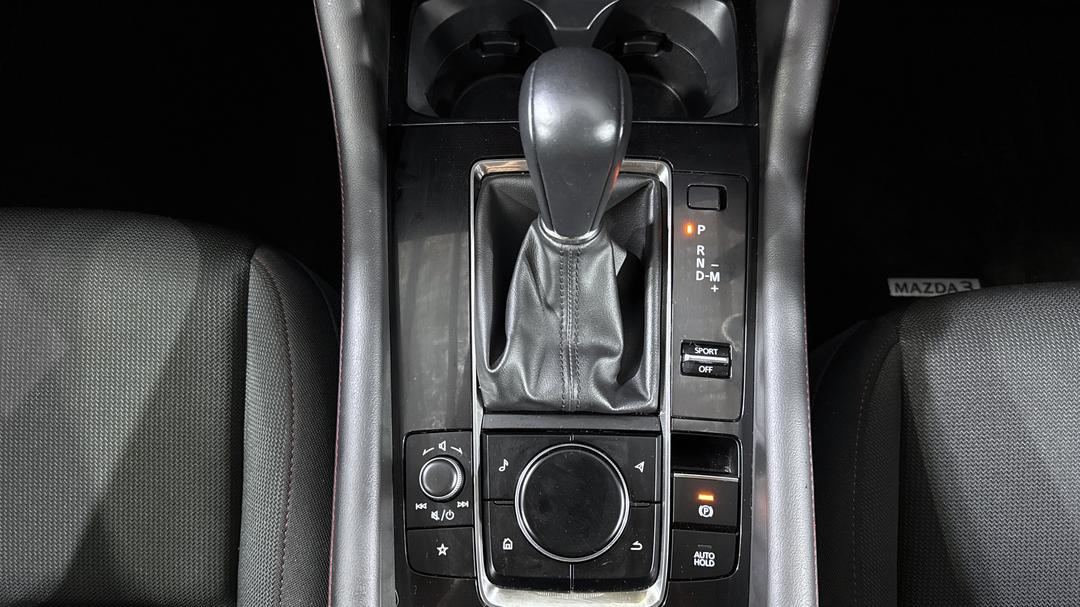 2023 Mazda Mazda3 G25 Evolve Sp, Automatic, 26181 km, Gear Lever 