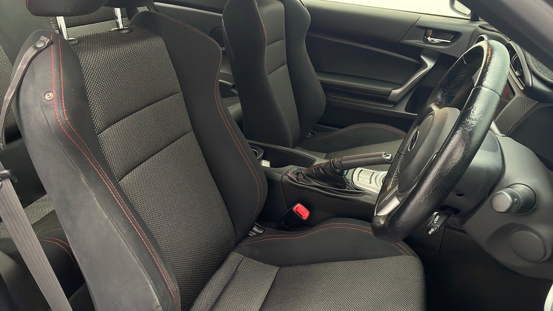 2014 Subaru Brz Brz, Manual, 64699 km, Right Side Front Door Cabin View