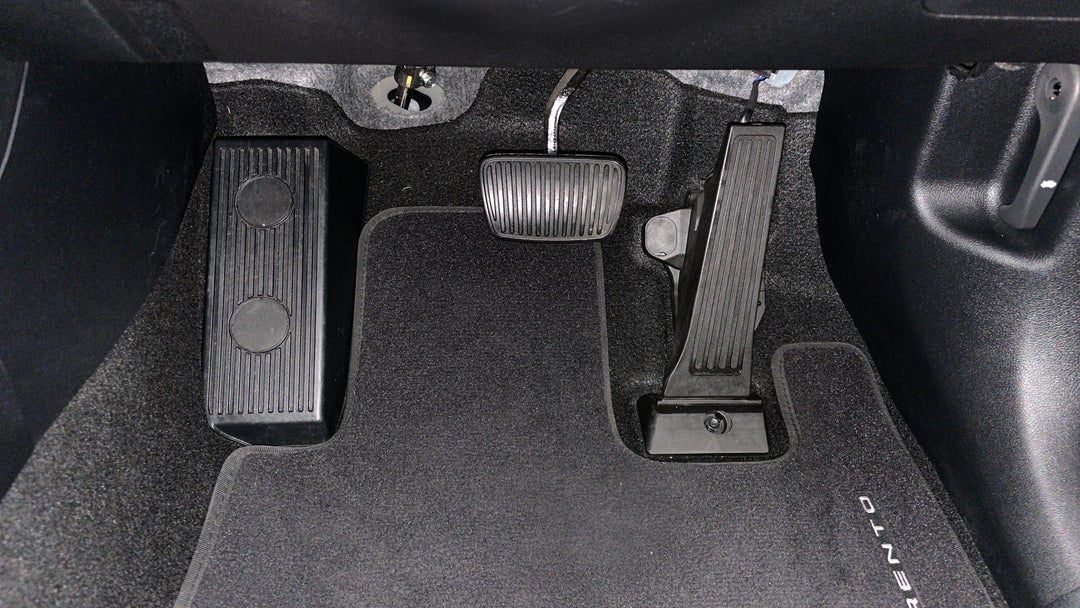 Pedals and Footmat