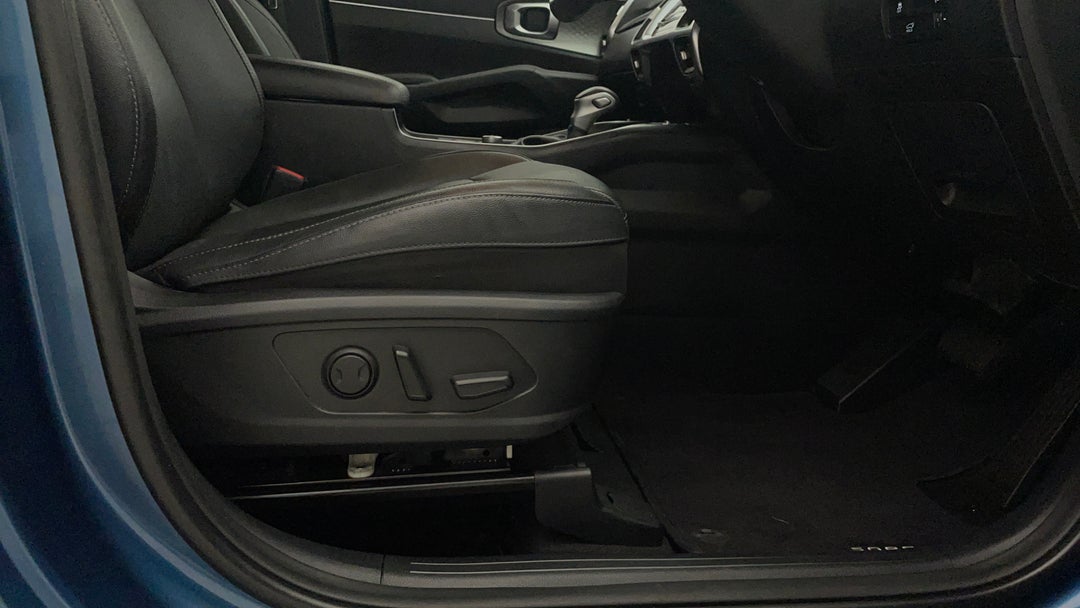 Drivers Side Adjustment Panel