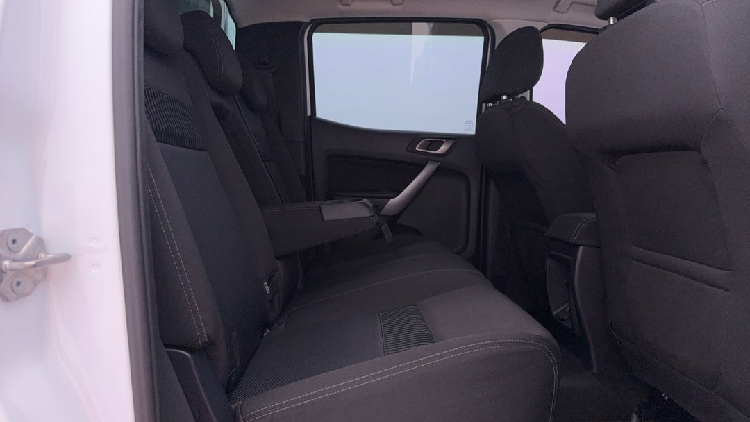 2018 Ford Ranger Xlt 2.0 (4x4), Automatic, 93141 km, Right Side Rear Door Cabin View