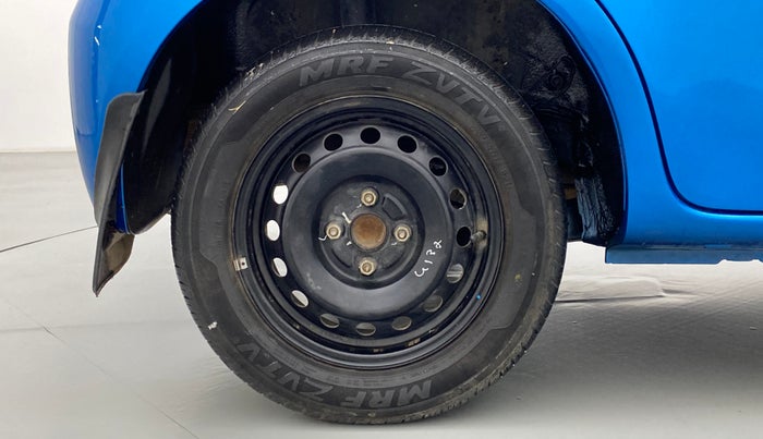 2012 Toyota Etios Liva GD, Diesel, Manual, 57,450 km, Right Rear Wheel