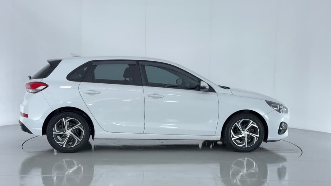 2022 Hyundai i30 i30, Automatic, 57374 km, Right Side View