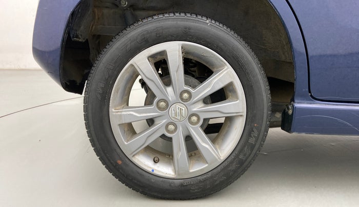 2017 Maruti Wagon R 1.0 VXI+ (O) MT, Petrol, Manual, 34,902 km, Right Rear Wheel
