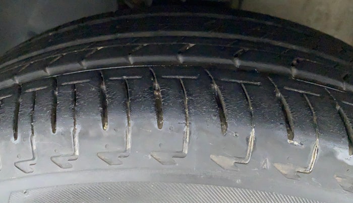 2018 Maruti IGNIS ZETA 1.2 K12 AMT, Petrol, Automatic, 2,654 km, Left Front Tyre Tread