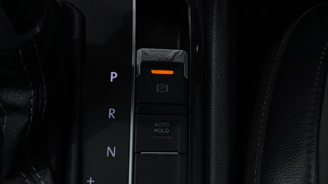 2019 Volkswagen Tiguan 132 Tsi R-line Edition, Automatic, 126463 km, Handbrake