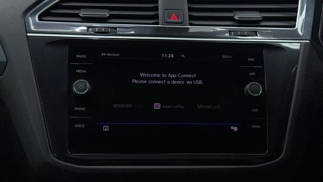 2019 Volkswagen Tiguan 132 Tsi R-line Edition, Automatic, 126463 km, Android/Apple Car Play
