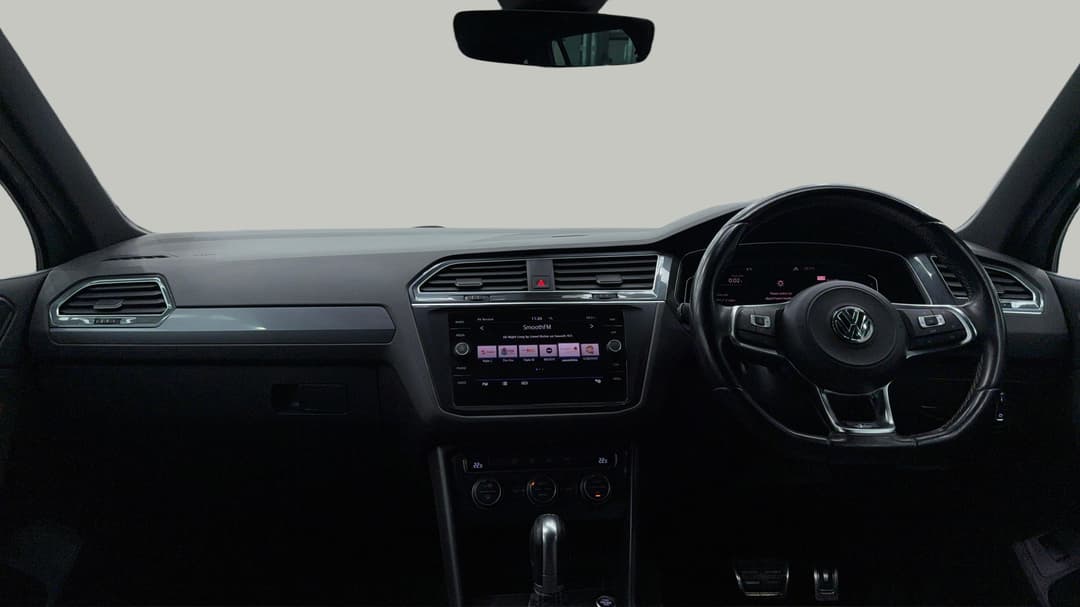 2019 Volkswagen Tiguan 132 Tsi R-line Edition, Automatic, 126463 km, Dashboard View