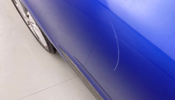 2016 Hyundai Elite i20 ASTA 1.2 (O), Petrol, Manual, 44,964 km, Right rear door - Minor scratches