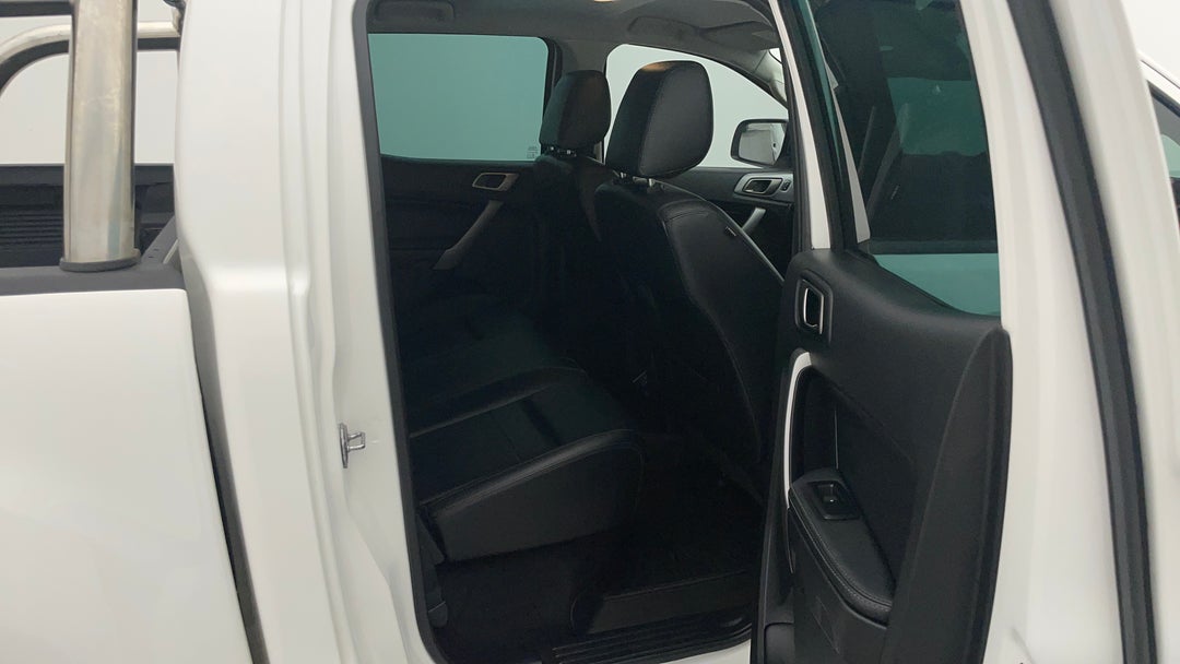 2020 Ford Ranger Xlt 2.0 (4x4), Automatic, 98848 km, Right Side Rear Door Cabin View