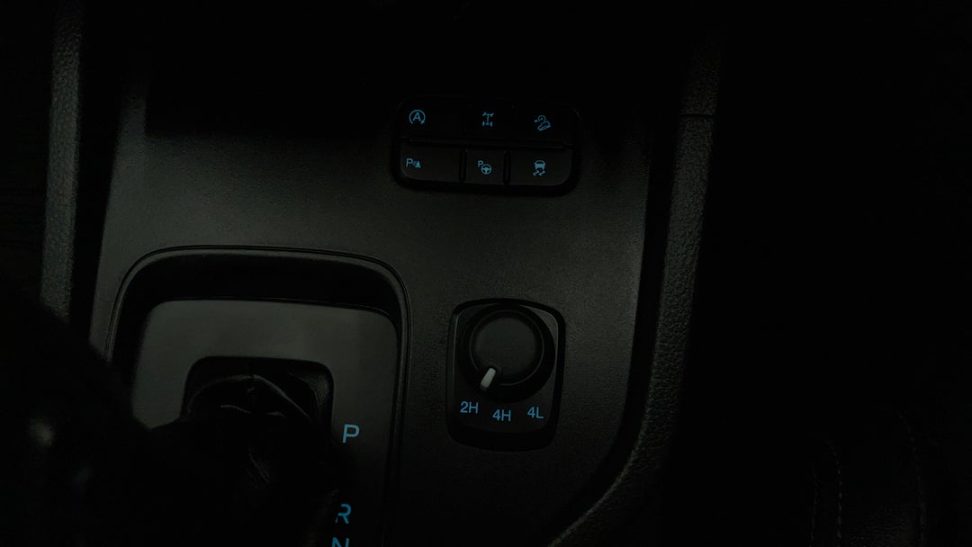 2020 Ford Ranger Xlt 2.0 (4x4), Automatic, 98848 km, Utility Switches/Buttons