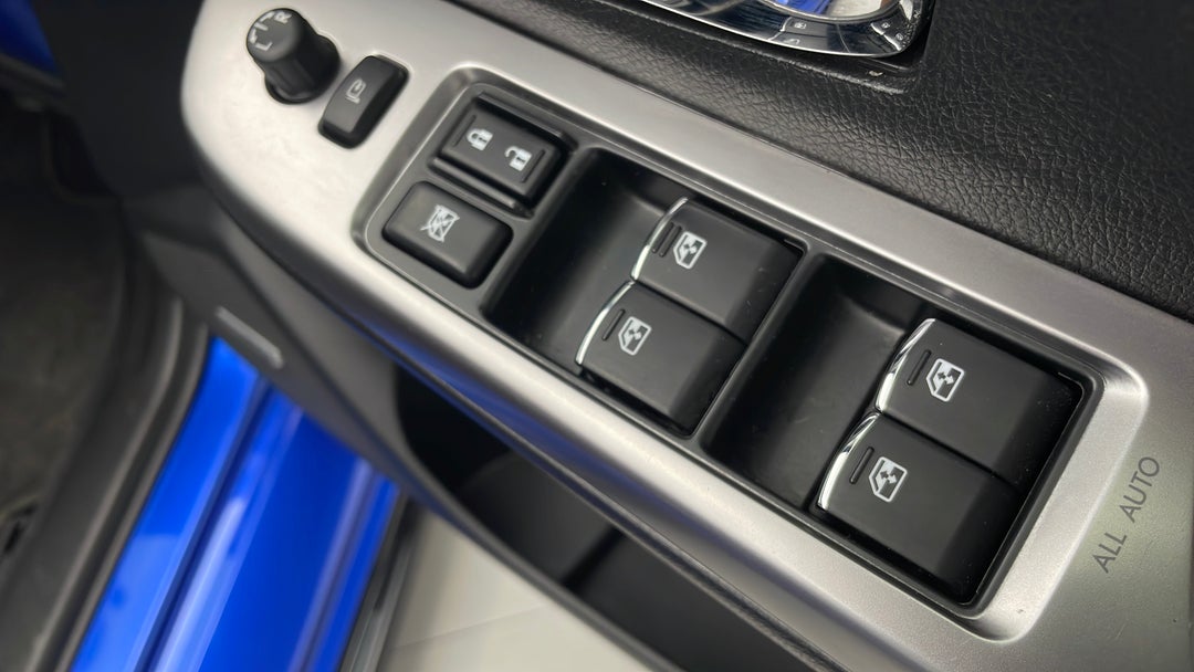 Drivers Side Door Panel Controls