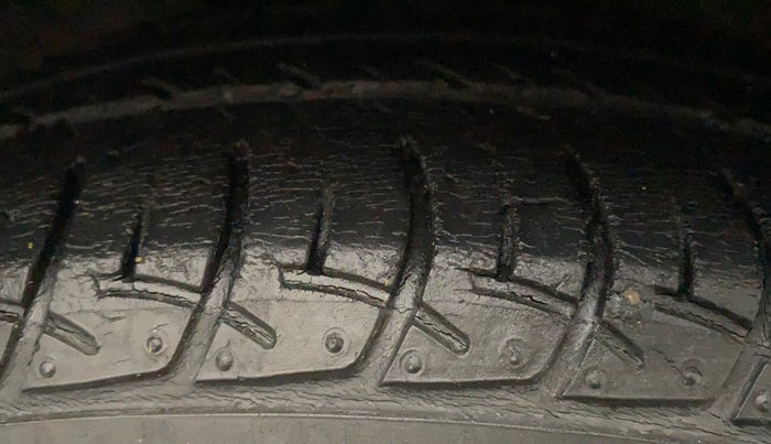 2018 Maruti Celerio ZXI AMT (O), Petrol, Automatic, 57,914 km, Right Front Tyre Tread