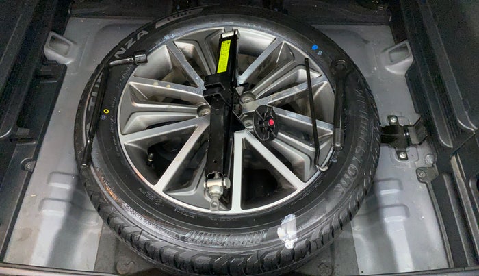 2018 Hyundai Tucson 2WD AT GL PETROL , Petrol, Automatic, 33,253 km, Spare Tyre