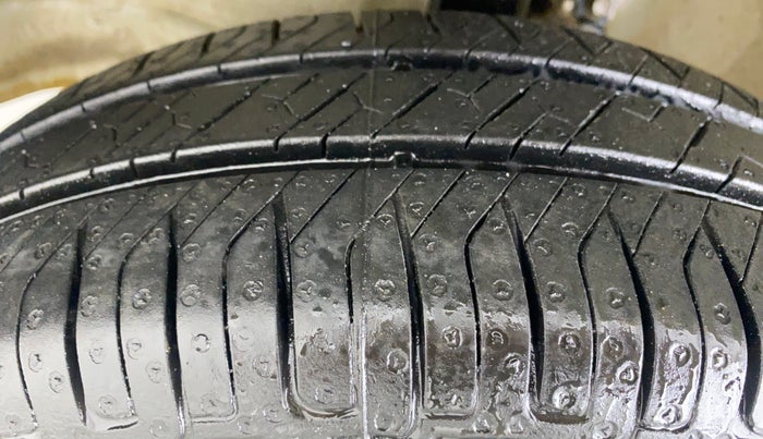2018 Maruti Wagon R 1.0 VXI, Petrol, Manual, 41,315 km, Left Front Tyre Tread