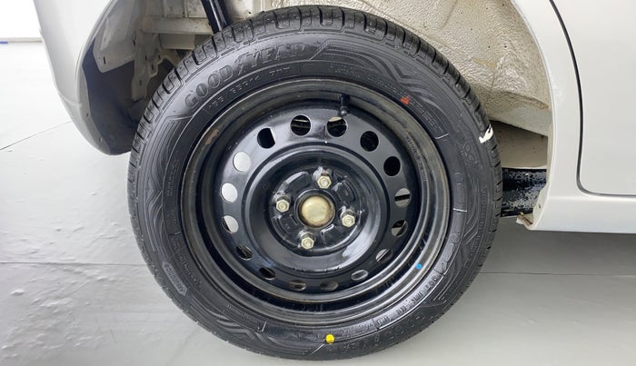 2018 Maruti Wagon R 1.0 VXI, Petrol, Manual, 41,315 km, Right Rear Wheel