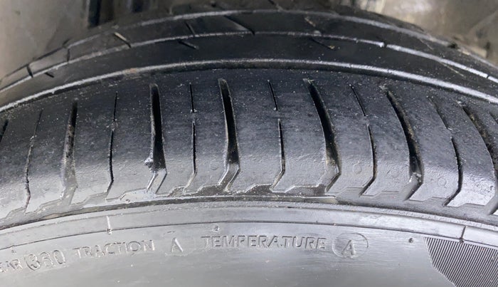 2013 Honda City S MT PETROL, CNG, Manual, 45,482 km, Left Rear Tyre Tread