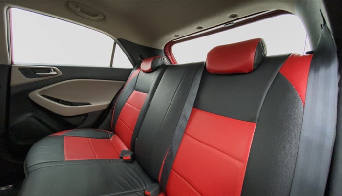 2016 Hyundai Elite i20 ASTA 1.2 (O), Petrol, Manual, 1,111 km, Right Side Rear Door Cabin