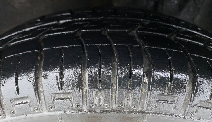 2018 Maruti Alto 800 LXI, Petrol, Manual, 21,001 km, Left Front Tyre Tread