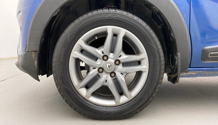 2019 Renault TRIBER RXZ, Petrol, Manual, 86,065 km, Left Front Wheel