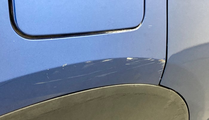 2019 Renault TRIBER RXZ, Petrol, Manual, 86,065 km, Right quarter panel - Minor scratches
