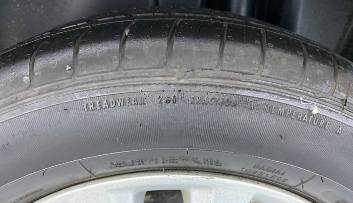 2018 Maruti Ciaz ZETA 1.4 VVT, Petrol, Manual, 37,972 km, Left Rear Tyre Tread